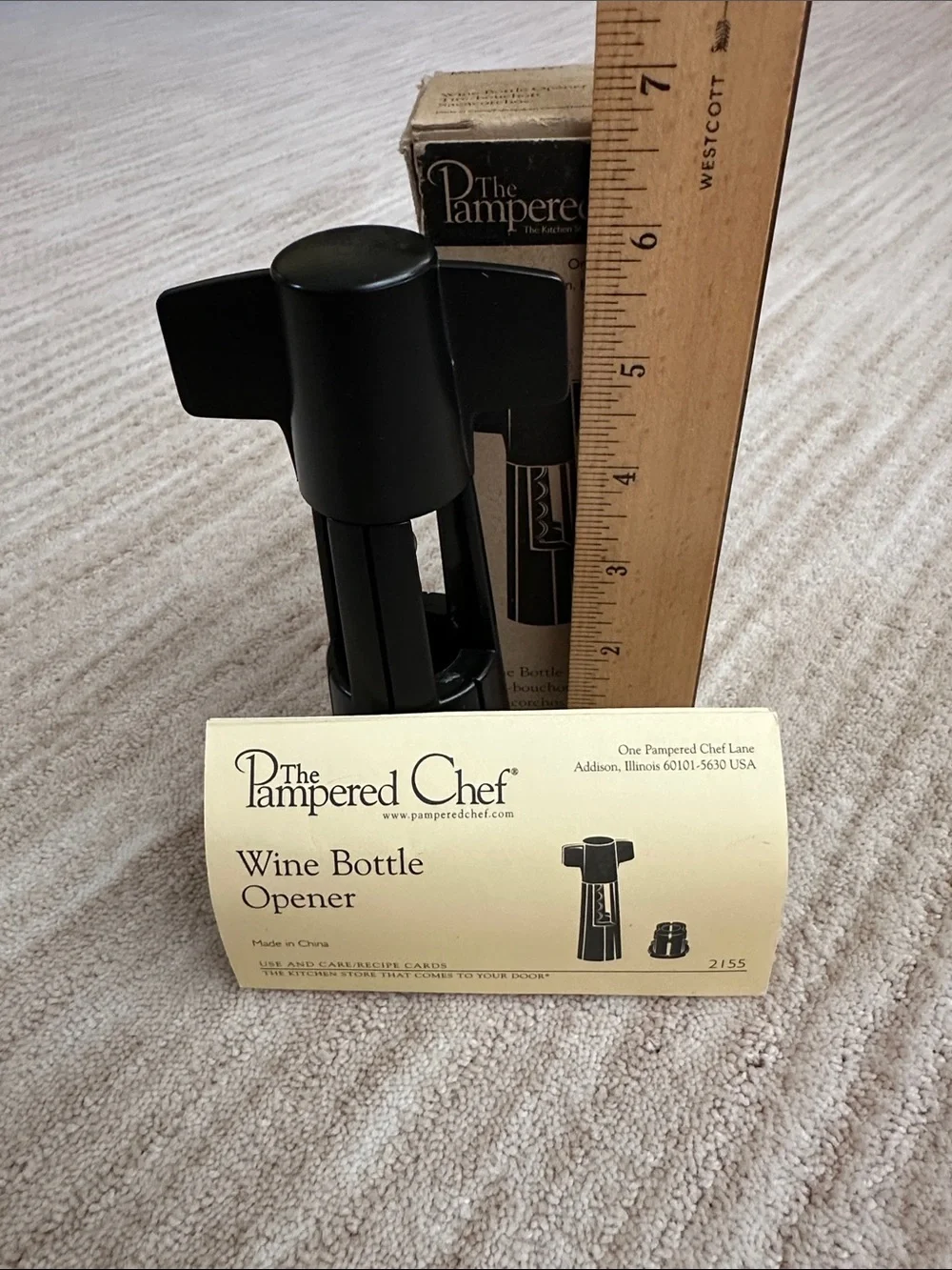 Pampered Chef Wine Bottle Opener & Foil Cutter #2155 Black